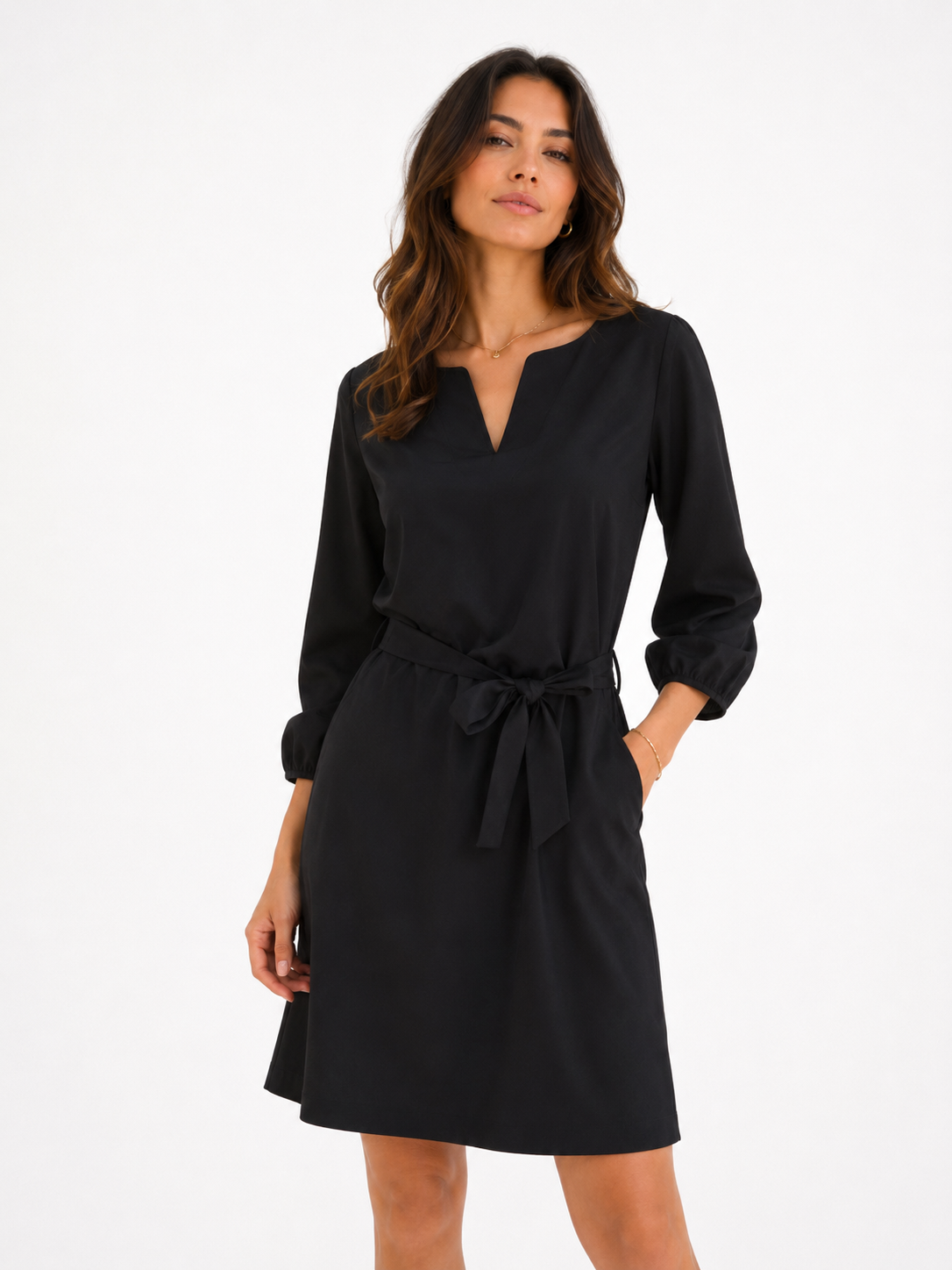 Robe fluide ceinturée manches longues